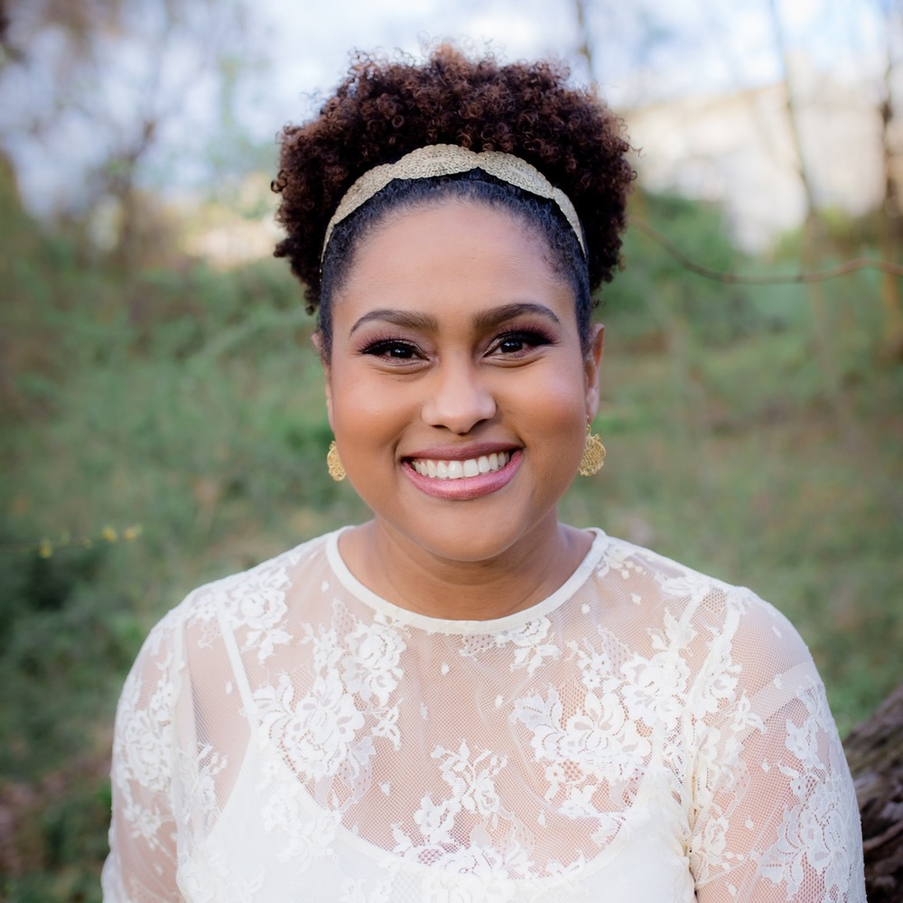 Meet your Posher, Alicia